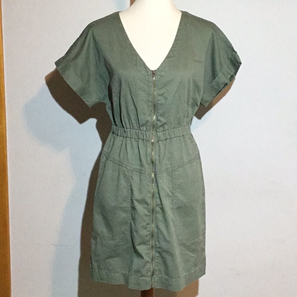 Universal Thread short sleeve dress, XS, front zip,pockets, Vneck,elastic waist
